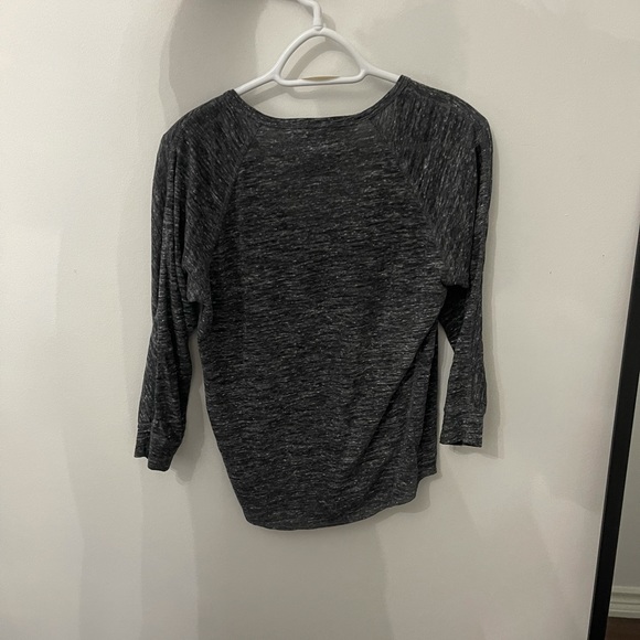 Grey long sleeve - Picture 2 of 4